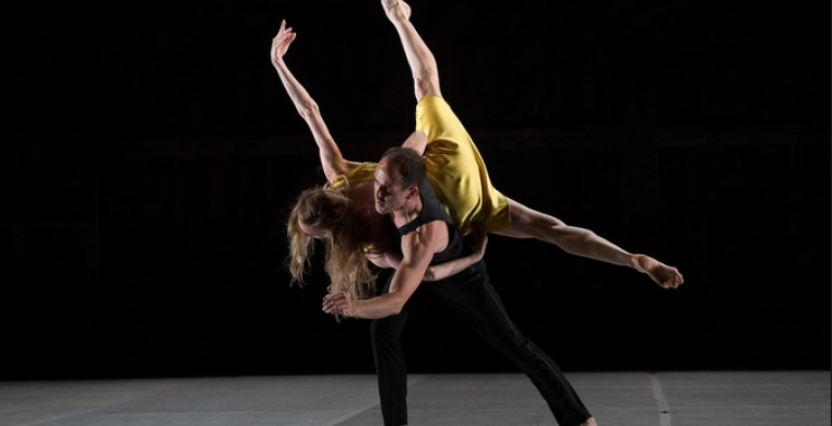 Brian Brooks and Wendy Whelan in "Restless Creature" (phtot cr.: Christopher Duggan)