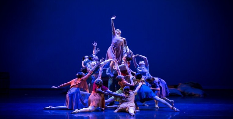 Ballet 5:8 presents their Spring 2024 at theaters throughout Chicago; Photo by Lana Kozol
