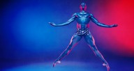 Alvin Ailey American Dance Theater, photo by Paul Kolnik. 